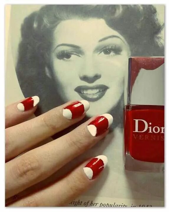 Красный винтажный маникюр Vintage 30's manicure Vintage nails, Cute nail art, Nail art