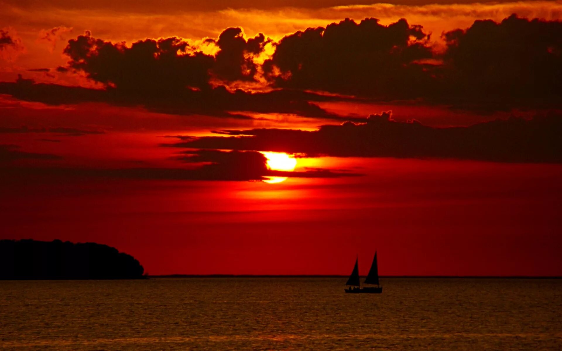 Красный закат на море фото Wallpaper : 1920x1200 px, ocean, sea, ships, sky, sunset 1920x1200 - wallpaperUp