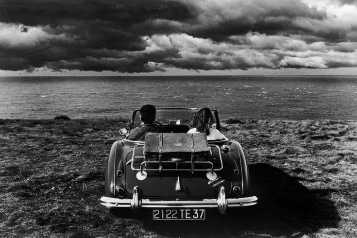 Красота фото черно белое تويتر  الرئيسيّة Photographie publicitaire, Photographie, Robert capa