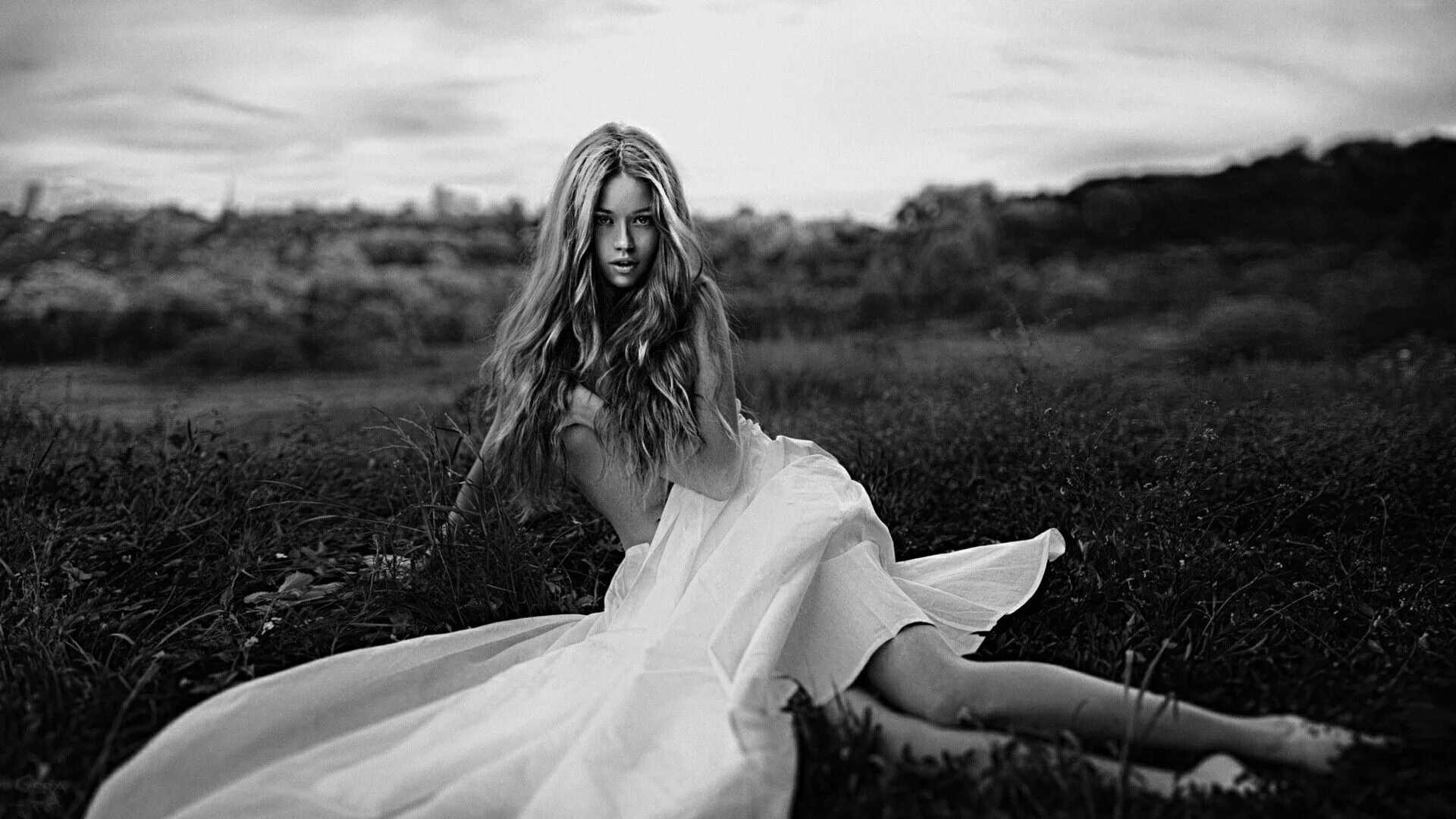 Красота фото черно белое Pin by Londa МzM on Фото на природе Spring photoshoot, Black and white people, B