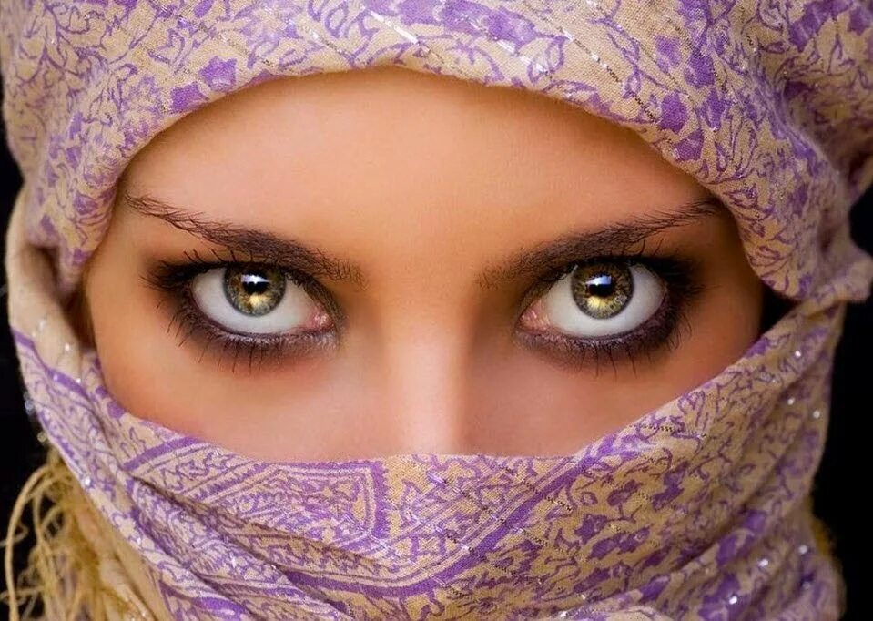 Красота женских глаз фото Cosmética Árabe Beautiful eyes, Beautiful, Beauty