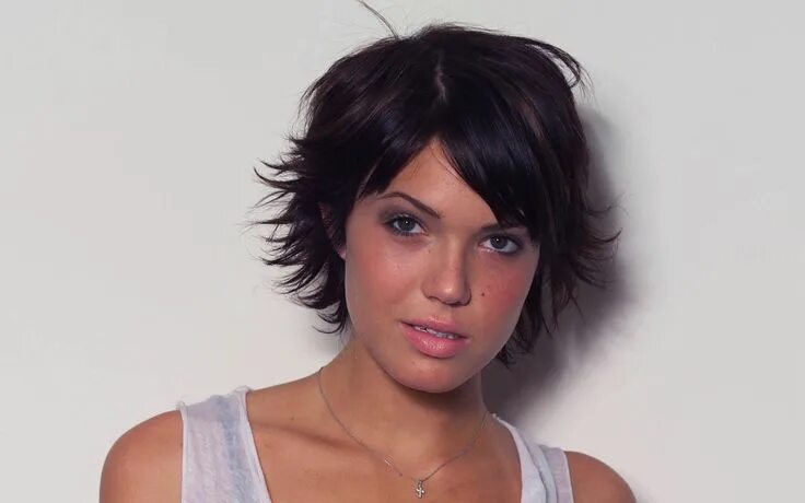 Красотки с короткой стрижкой Mandy Moore Short Hair Mandy Moore Short Hair Images Mandy moore short hair, Sho