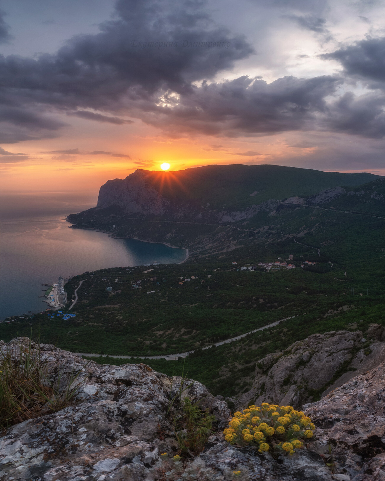 Красоты крыма фото 10 most ROMANTIC Crimean sunsets (PHOTOS)
