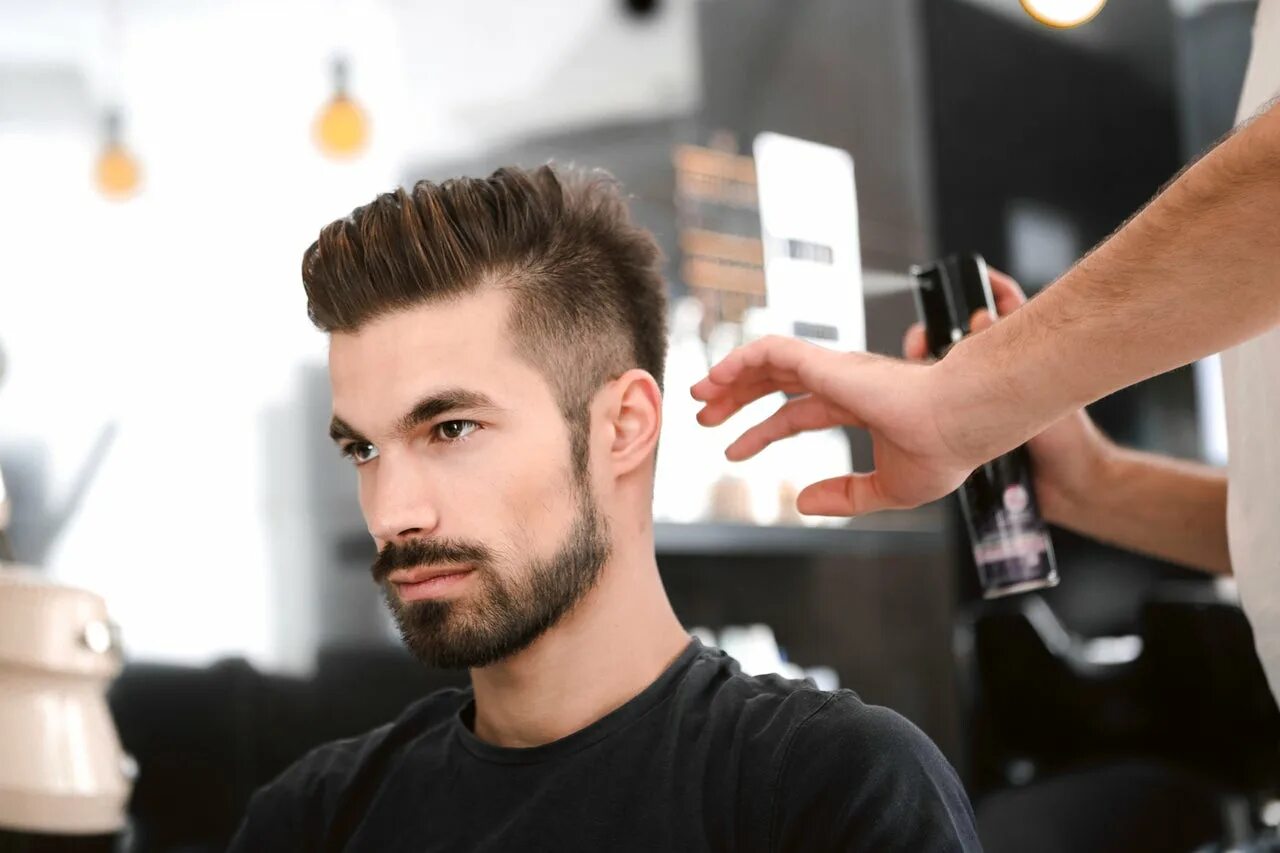 Красоты мужская стрижка Best Hair Salons Near Me in Trept, Lyon Fresha