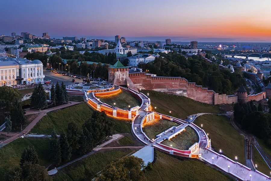 Красоты нижнего новгорода фото Многодневные экскурсионные туры в Нижний Новгород для школьников Магазин Путешес