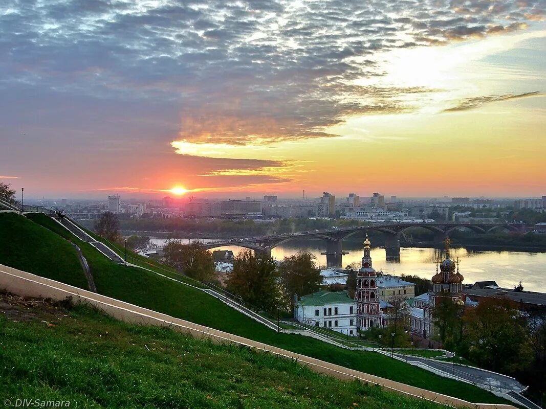 Красоты нижнего новгорода фото Панорама Нижнего Новгорода с видом на Канавинский мост через Оку :: Денис Корабл