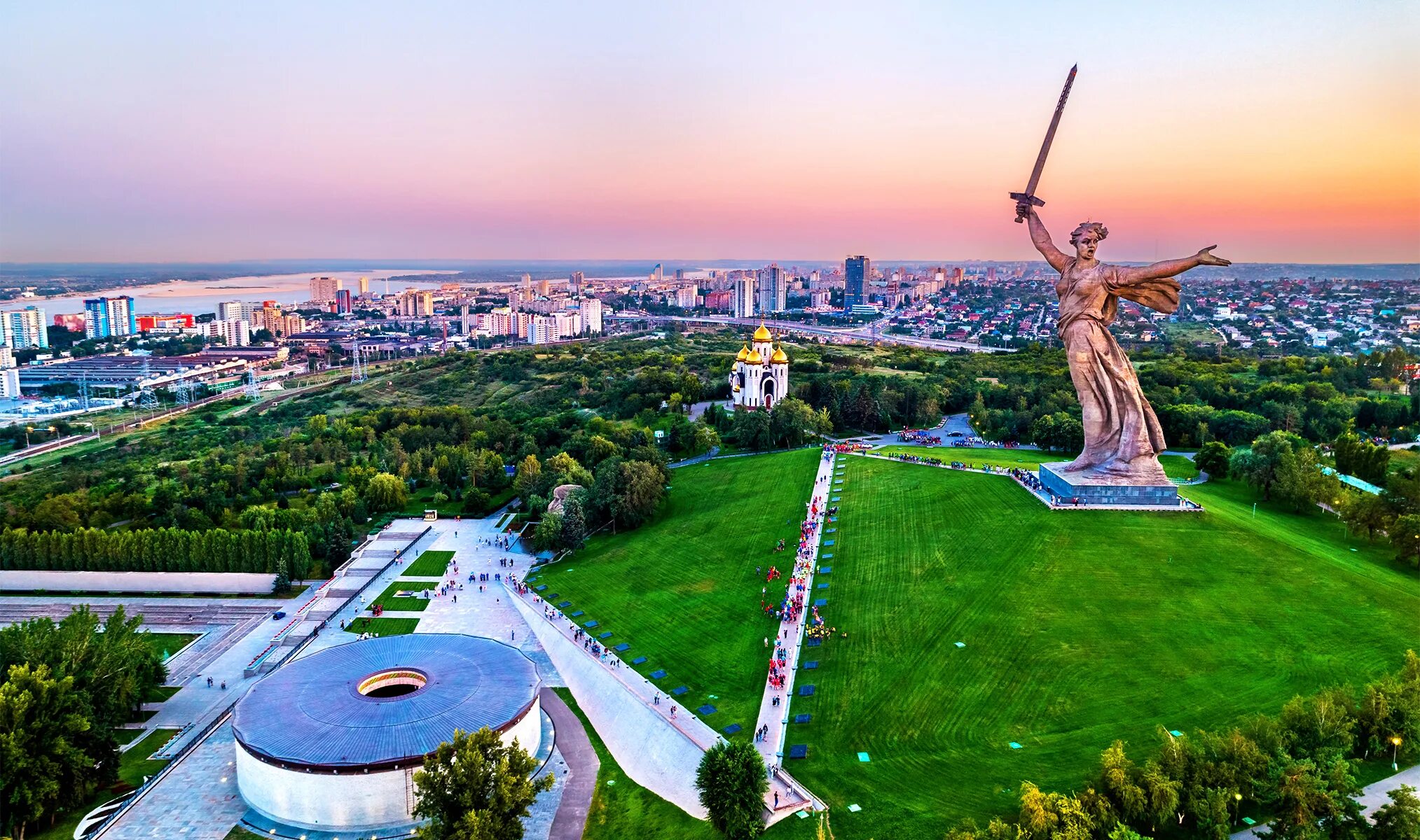 Красоты волгограда фото Мамаев курган в Волгограде