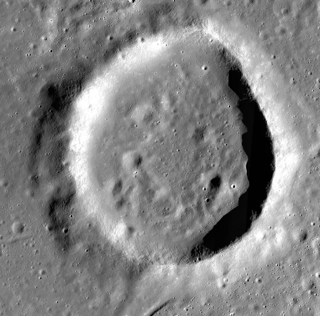 Кратер тихо на луне фото Happy Halloween from the Moon Lunar Reconnaissance Orbiter Camera