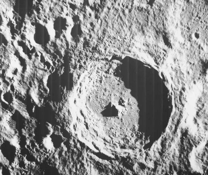 Кратер тихо на луне фото Lunar Orbiter: Impact Crater Geology