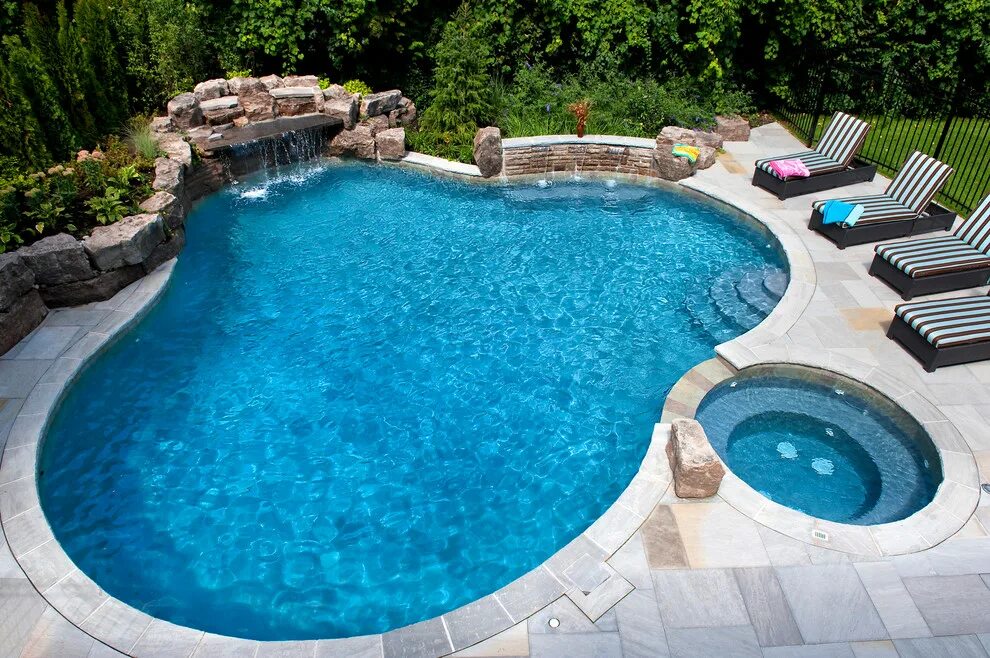Край бассейна фото Gib - San Pools Ltd. - Классический - Бассейн - Торонто - от эксперта User Houzz
