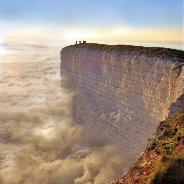 Край света фото The Cliff, UK "Explore" Photography by © Mindaugas Zapkus #Padgram Beautiful pla