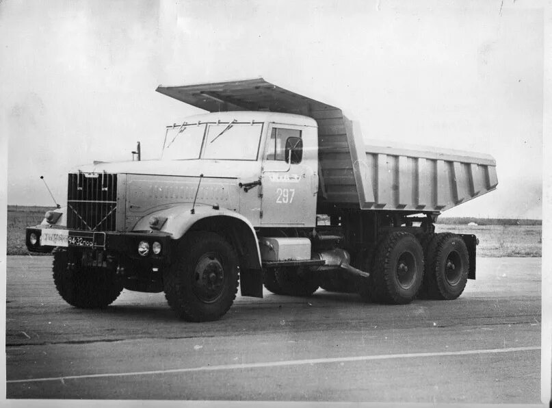 Краз ссср фото История КрАЗ 256 б1 - KRAZ 256, 9,9 л, 1982 года просто так DRIVE2