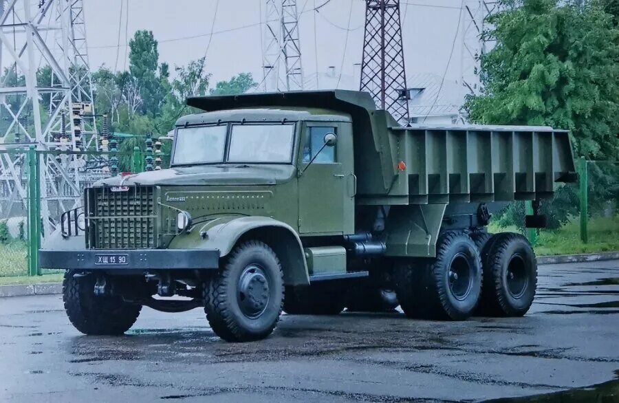 Краз ссср фото Как реставрировали раритетный ранний самосвал КрАЗ-222 "Днепр" Grand Auto News Д