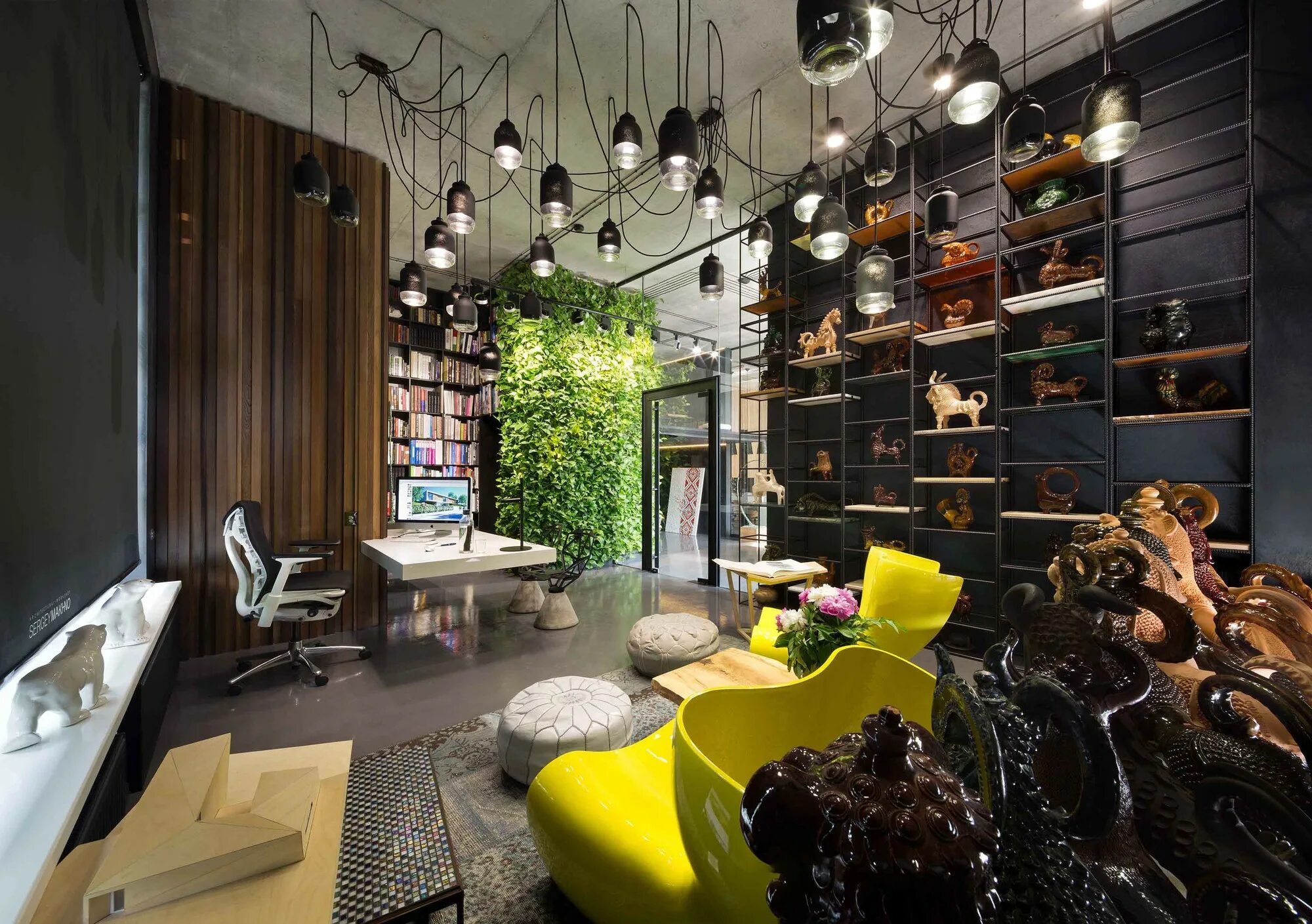 Креативная дизайн студия Gallery of Sergey Makhno Office and Showroom / Illya Tovstonog + Sergey Makhno A