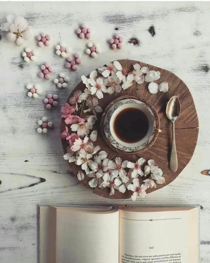 Креативная картинка хорошего дня Pin on Drinks. Coffee art, Tea and books, Coffee and books