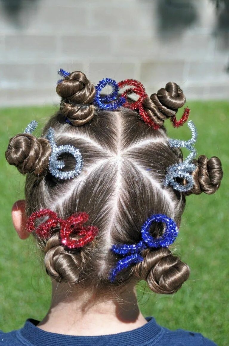 Креативная прическа для девочки 4th of July Hair & Accessory Roundup - Babes In Hairland Crazy hair, Crazy hair 