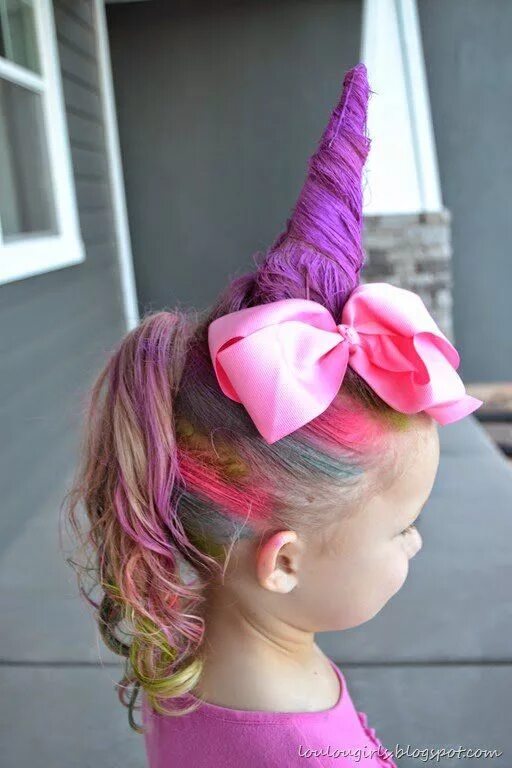 Креативная прическа для девочки 25 Crazy & Easy "Wacky Hair Day" Ideas for Girls (2018 Update!) Crazy hair, Craz