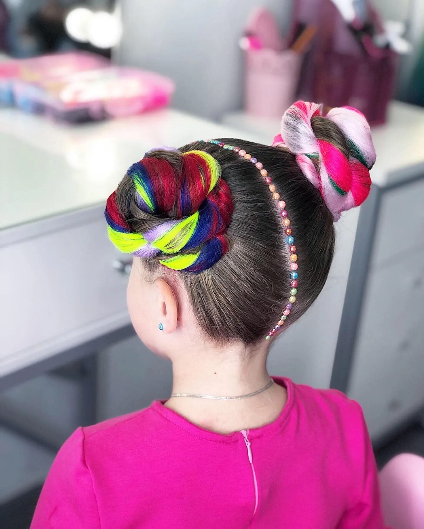Креативная прическа для девочки Pinkkiwi Style, салон красоты, Всеволожский просп., 17, Всеволожск - Яндекс Карт