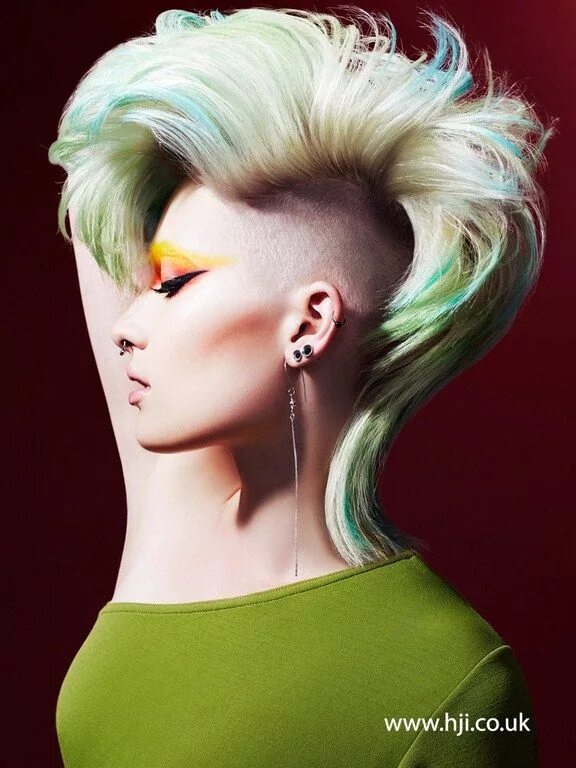 Креативная стрижка женская Gary Hooker & Michael Young Artistic hair, Stylish hair, Hair art