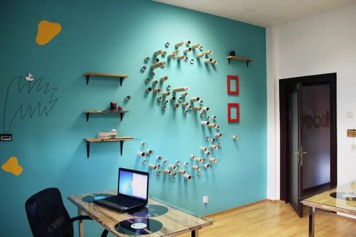 Креативное оформление фото Floating shelves bedroom, Office wall decor, Wooden floating shelves