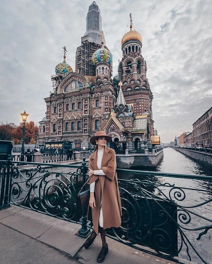 Креативные фото питера Фотограф Санкт-Петербург/СПб/Питер on Instagram: "Прогулочная фотосессия для @go