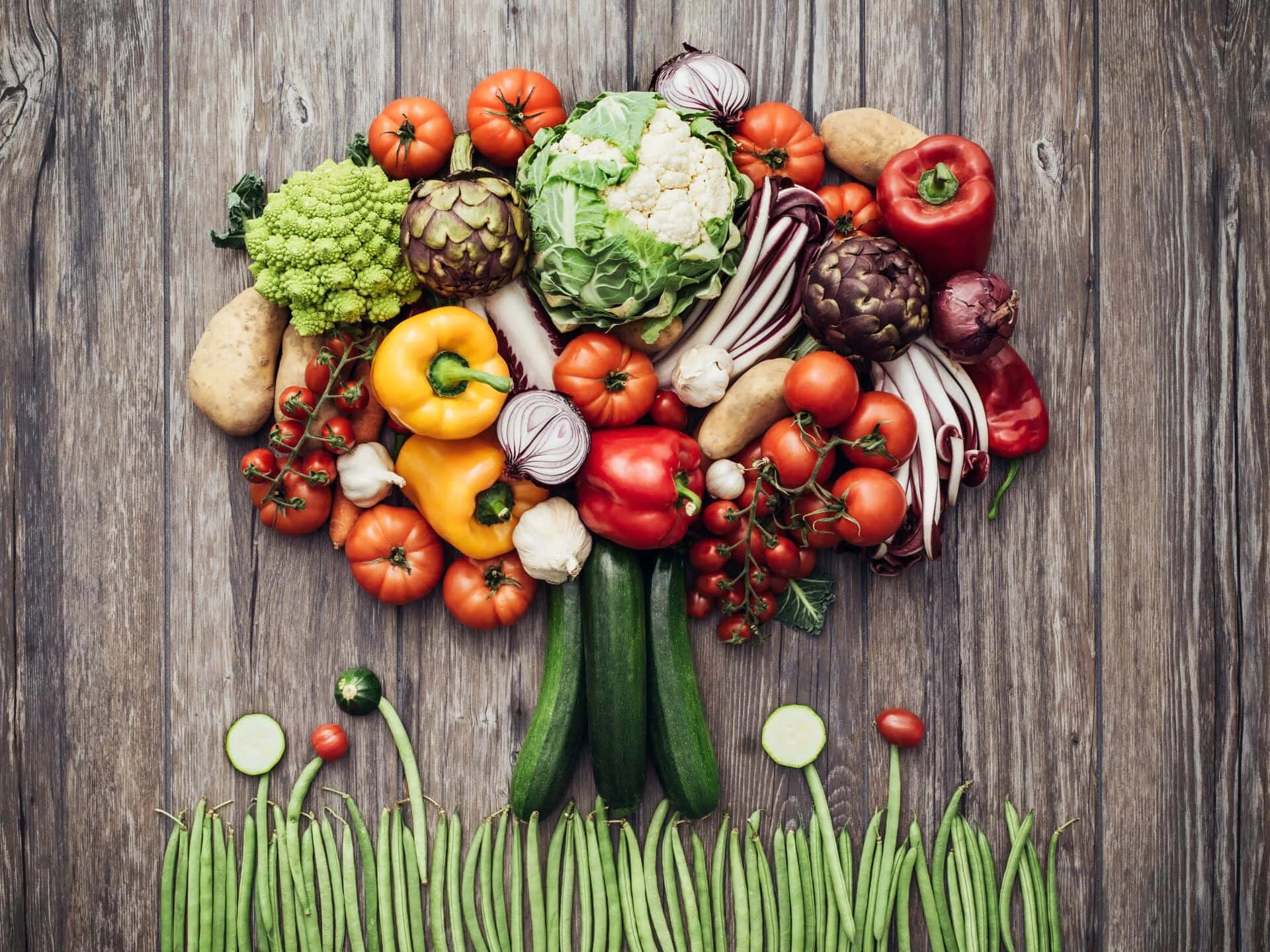 Креативные фото с овощами Download A Tree Made Of Vegetables Wallpapers.com