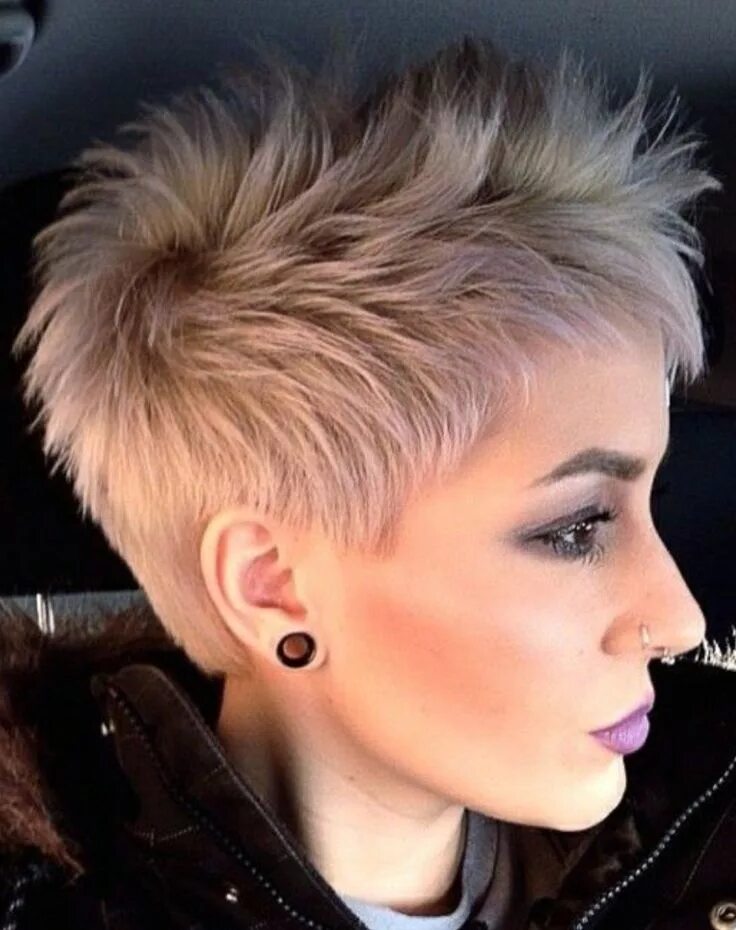 Креативные короткие стрижки для женщин Pin on Short and Sassy Hair Haircut for thick hair, Thick hair styles, Short pix