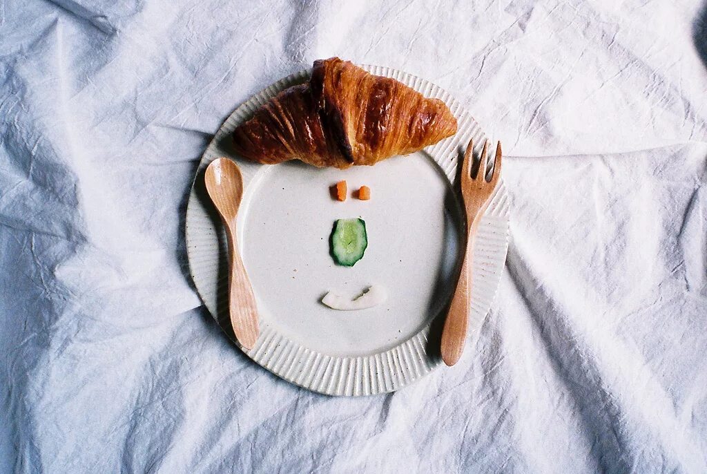 Креативные позитивные картинки Souriez au petit déjeuner - La boite verte