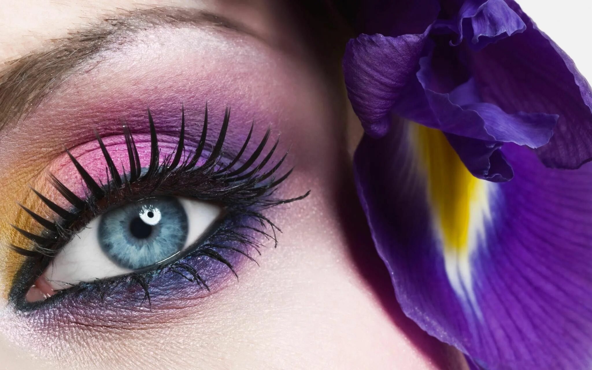Креативные ресницы фото maquillaje inspiracion orquidea Consigli di bellezza, Trucco, Labbra
