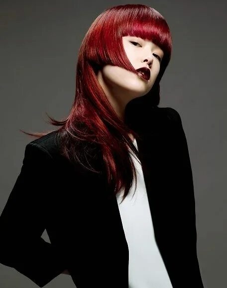 Креативные стрижки на длинные волосы 2024 Pin by Deanna Greyoak on Fashion Long hair styles, Hair styles, Edgy long hair