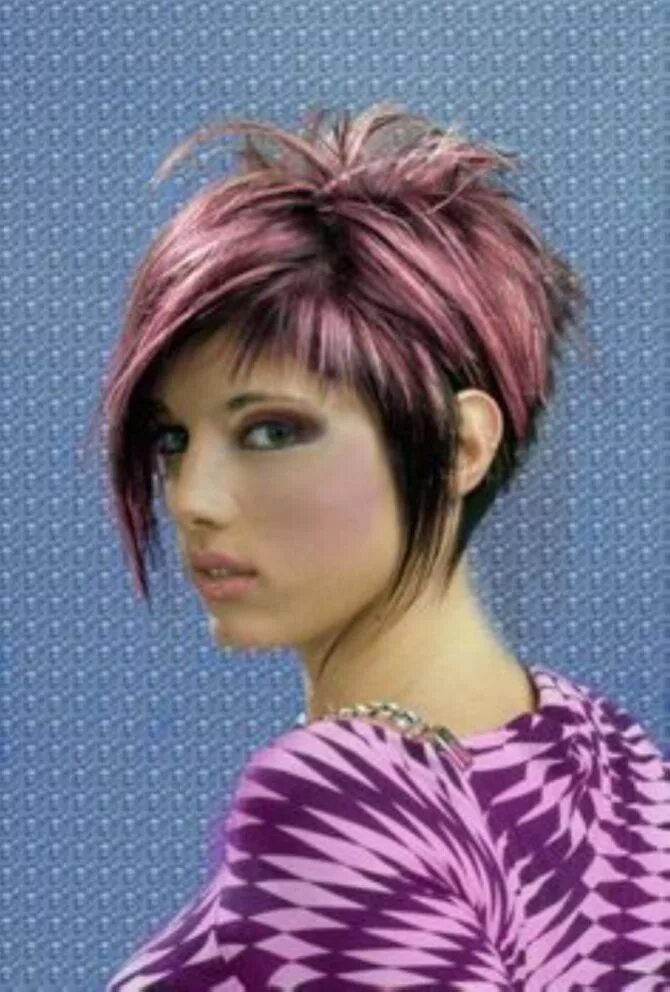 Креативные стрижки на средние волосы 2024 34 Messy Hairstyles for Short Hair " SeasonOutfit Funky short hair, Messy hairst