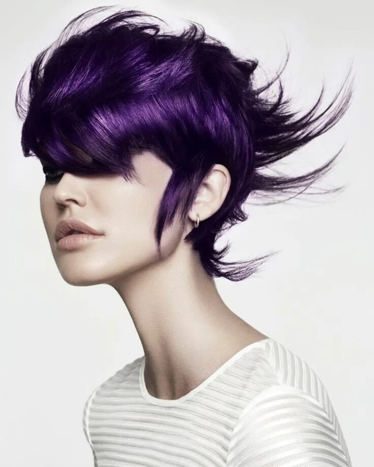 Креативные стрижки на средние волосы 2024 Royston Blythe & Charles Douek - Professional Hairdresser Hair color pink, Hair 