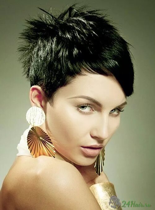 Креативные стрижки волос фото Стрижка пикси: решитесь быть стильной! Short hairstyles for thick hair, Short ha
