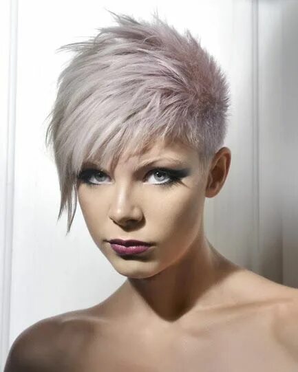 Креативные стрижки волосы женские Stuart Laurence Salon Hair cuts, Short hair styles, Short hair cuts