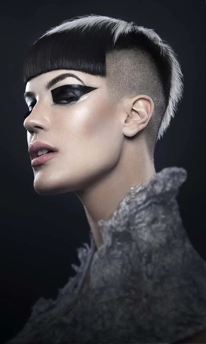 Креативные женские стрижки 2024 Disutopia by Alfredo Valero & Miriam Mateo " EsteticaMagazine.com
