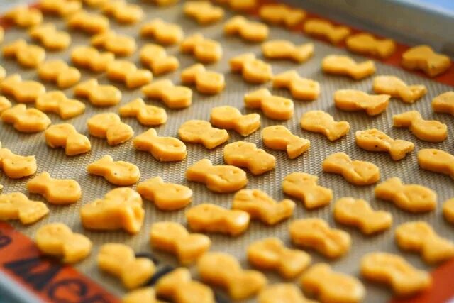 Крекеры рыбки рецепт с фото пошагово Pin on Pretty Yummy