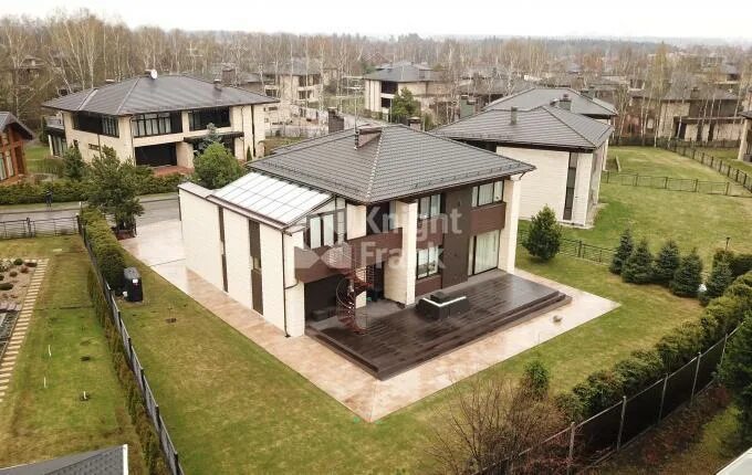 Крекшино фото поселка Загородный &#127968; дом 311 м&#178; в поселке Крекшино на Киевском шоссе, цена 