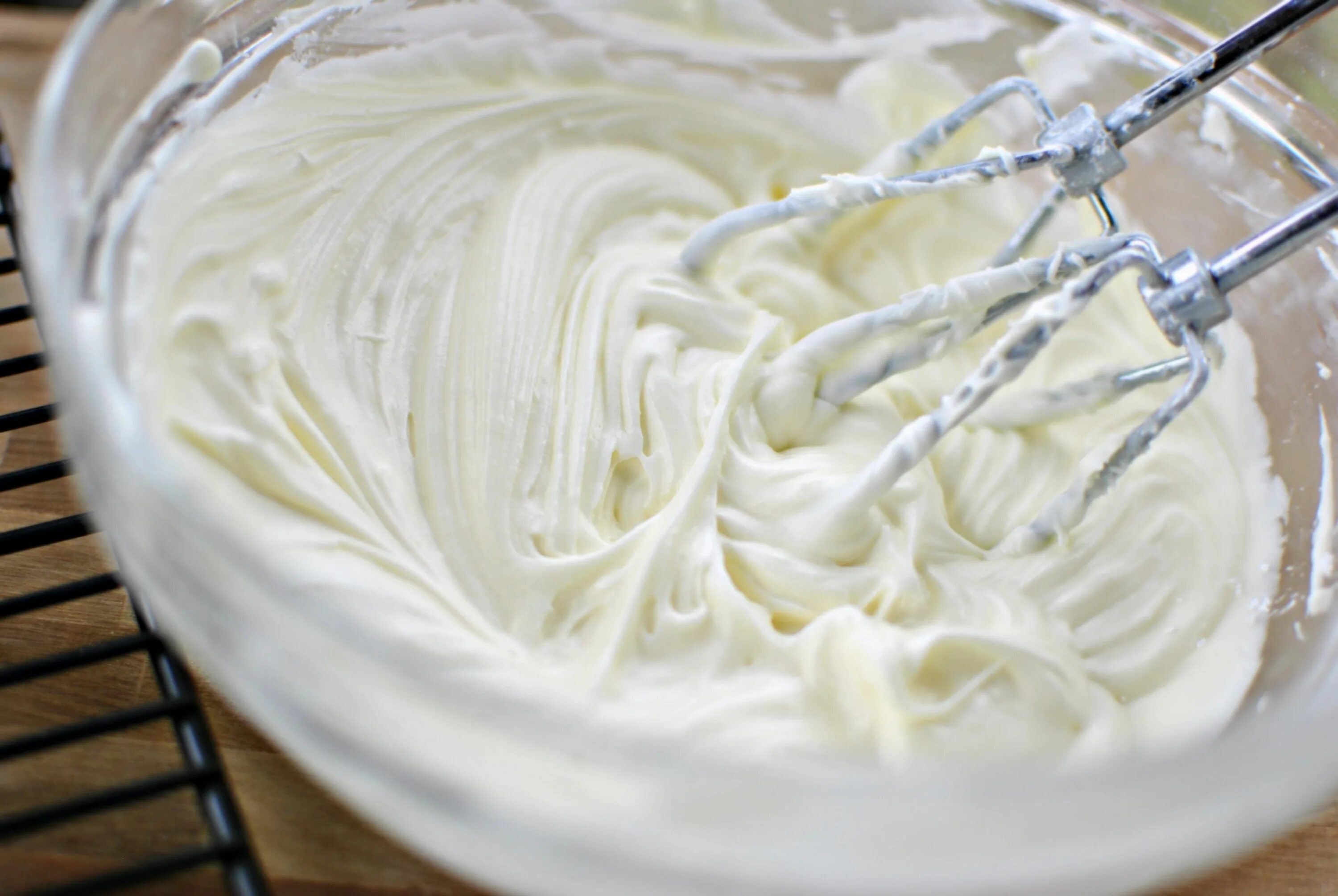Крем для торта делала фото Cream Cheese Pudding Cool Whip Frosting-Annette's Desserts, Frosting recipes, Wh
