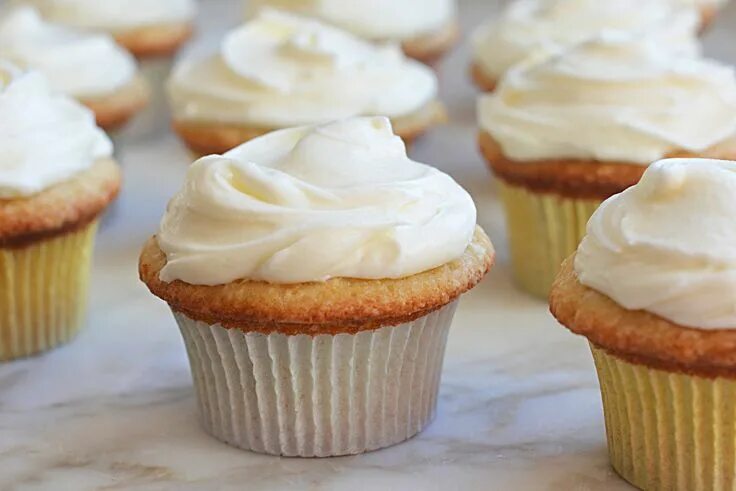 Крем капкейков рецепт с фото Vanilla Cupcakes - Once Upon a Chef Recipe Buttermilk cupcakes, Cupcakes with cr
