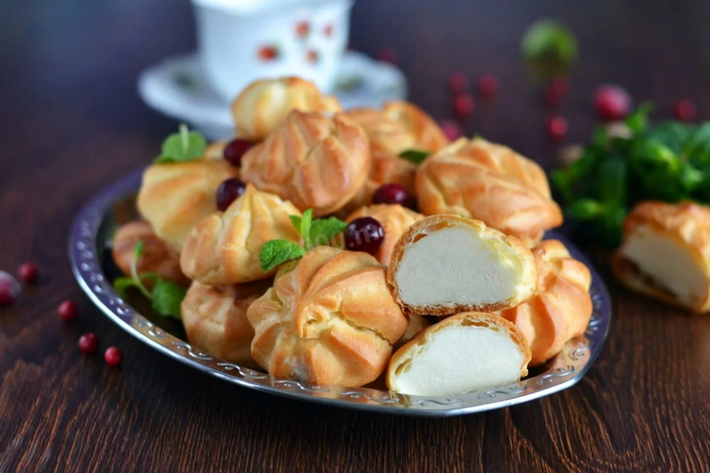 Крем профитроли рецепт с фото пошагово Эклеры на молоке - 16 рецептов - 1000.menu