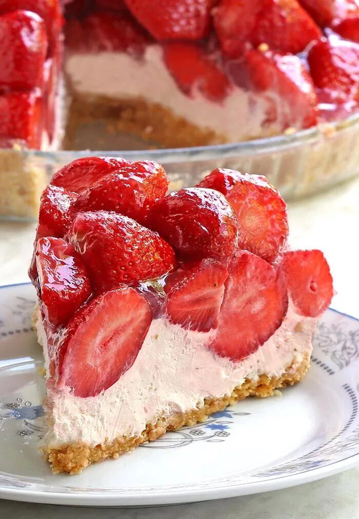 Крем с клубникой рецепт с фото No Bake Strawberry Cream Cheese Pie - Sugar Apron Recipe Strawberry dessert reci