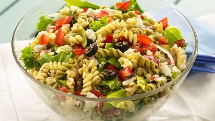 Крем салат фото Your At-Home Deli Is Better Than the Grocer’s Best pasta salad, Pasta salad, Pas