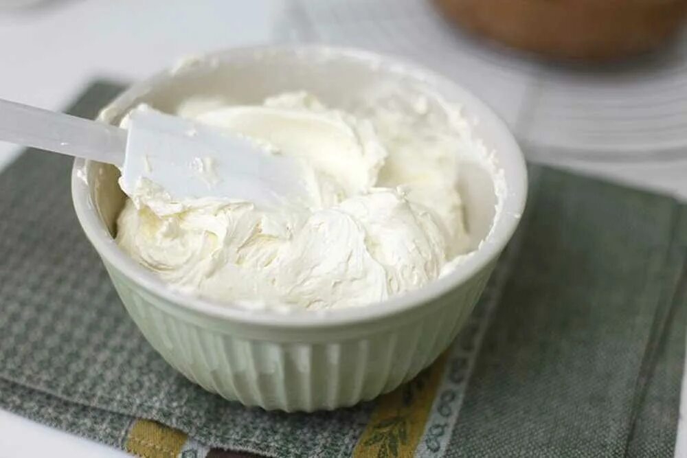 Крем сметана сгущенка масло фото Крем из сметаны сгущенки и сливок eCookie.ru