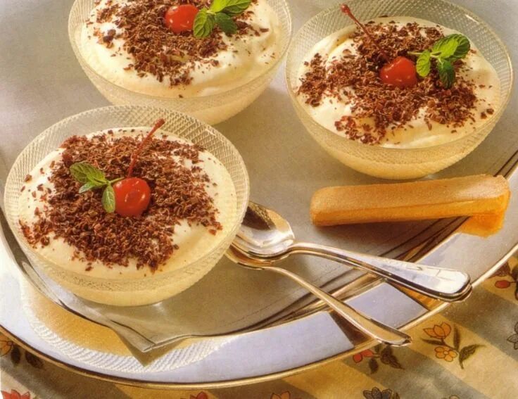 Крем ванильный фото Vanilla Cream Recipe - Original German Dessert German baking, Bavarian recipes, 