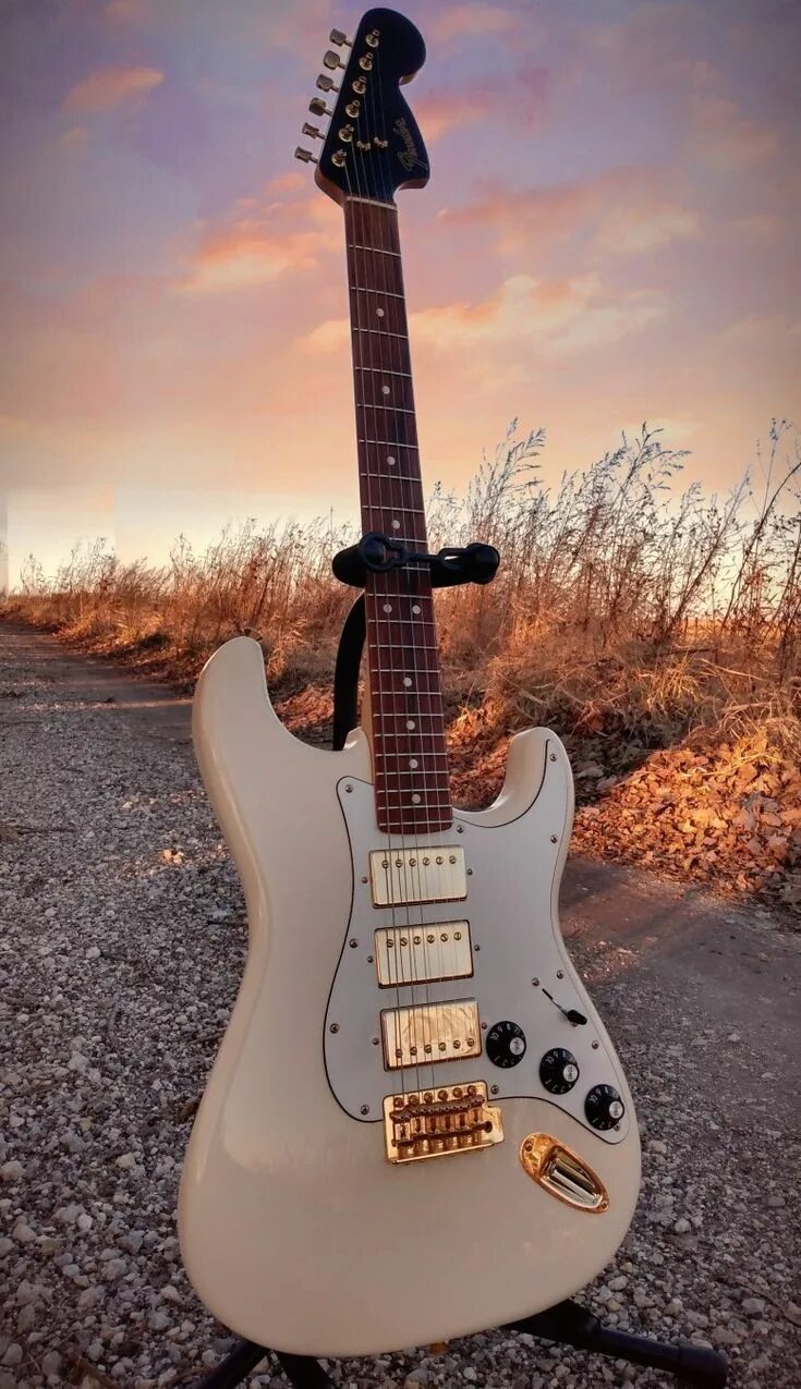 Крутая гитара фото Pin by Angela Souza on hhh Electric guitar photography, Guitar, Guitar photograp