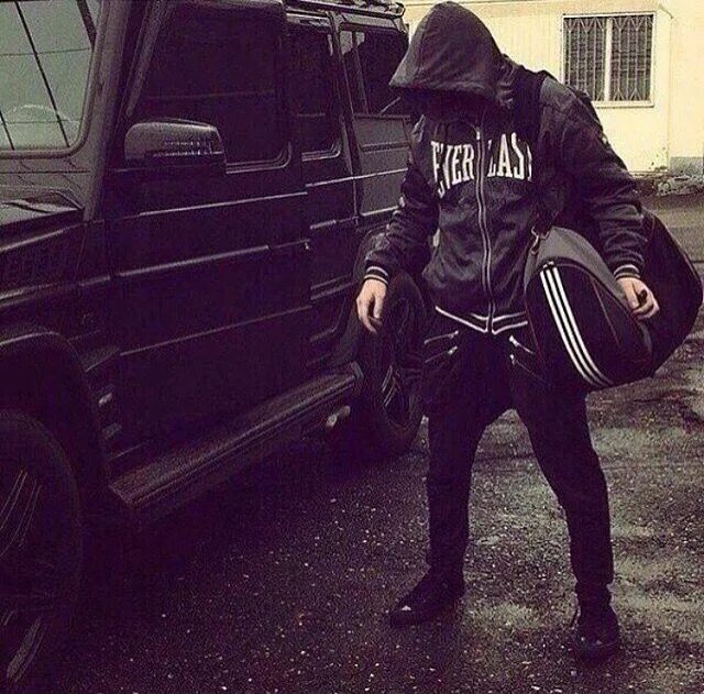 Крутое фото бандита SWAGGER Sport outfits, Urban fashion, Gangsta style