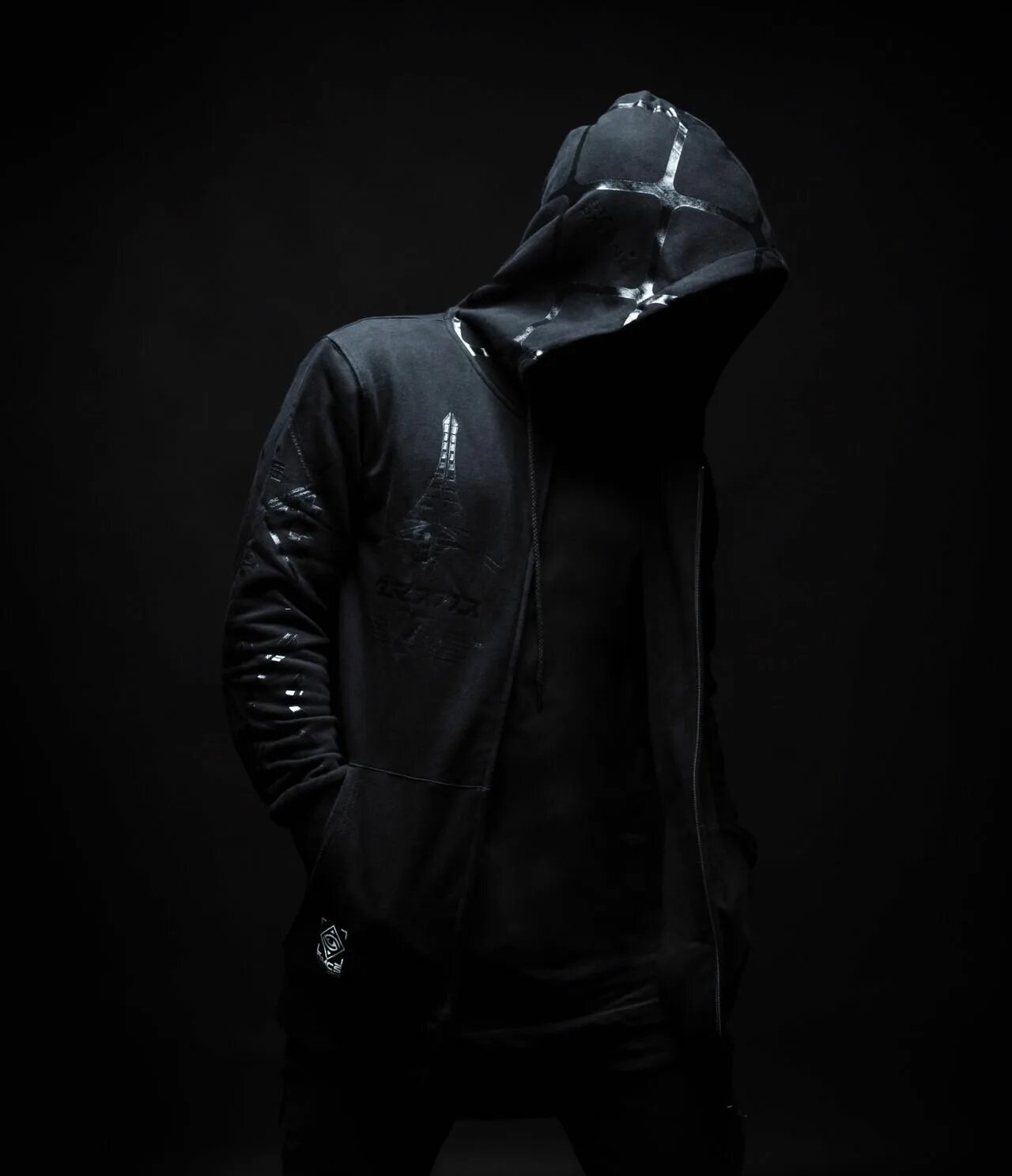 Крутое фото в капюшоне Damascus Apparel Black wallpaper iphone dark, Cute black wallpaper, Handsome ani