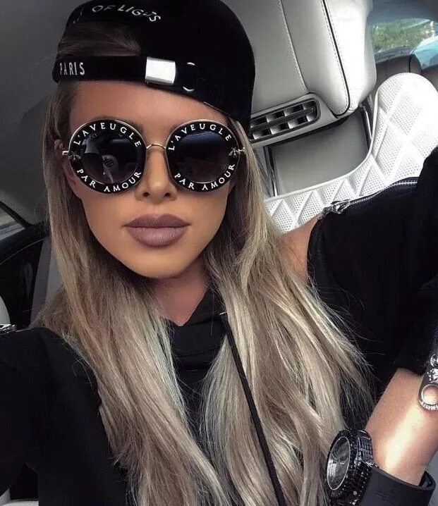 Крутое модное фото ✦ ⊱ ɛʂɬ ཞ ɛƖƖą ⊰ ✦ Glasses fashion, Sunglasses women, Sunglasses