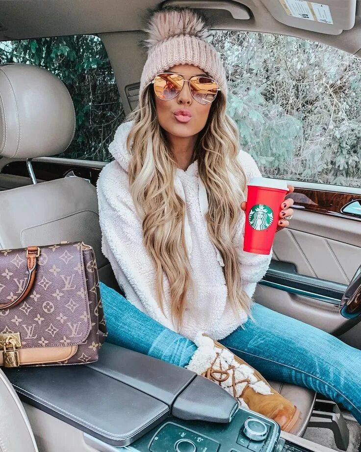 Крутое модное фото Want these stylish clothes winter #stylishclotheswinter Cute winter outfits, Cut