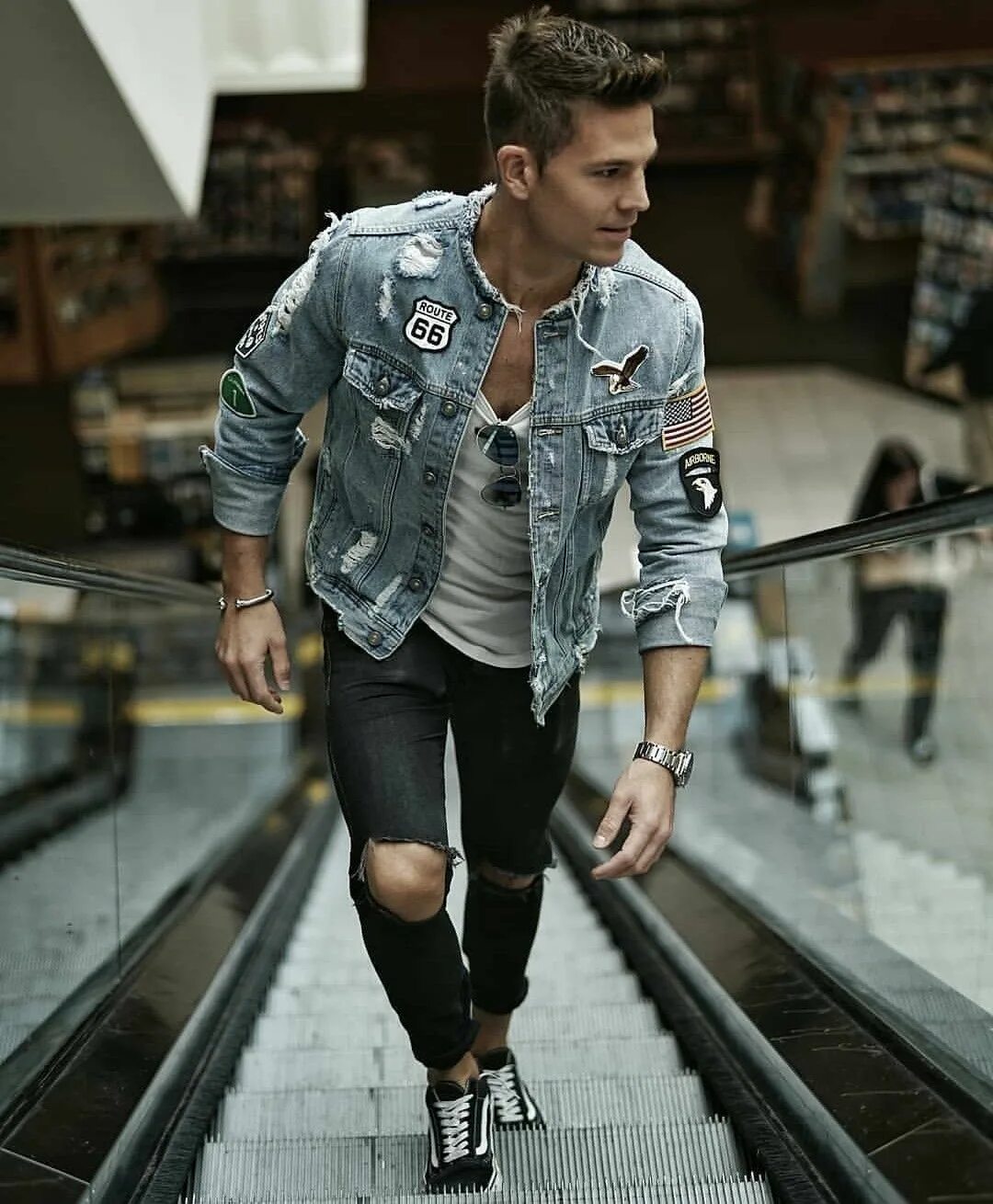 Крутое модное фото FOR YOUR INSPIRATION follow @savagelook #fashion #style #street #streetwear #rip